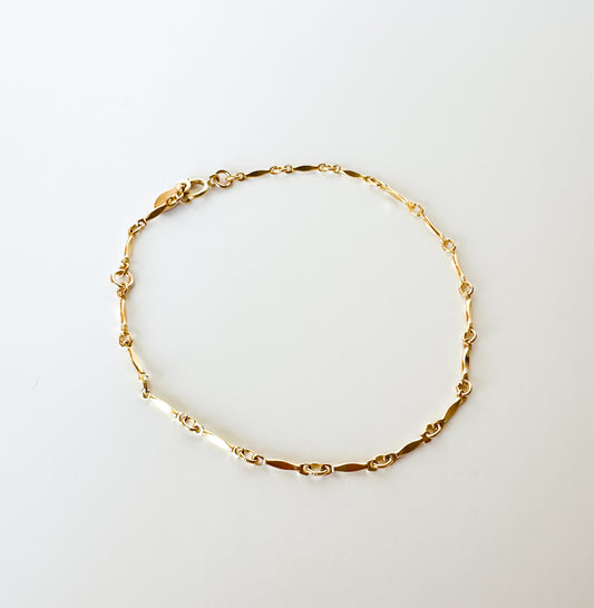 Marquise Bar and Link Chain Bracelet