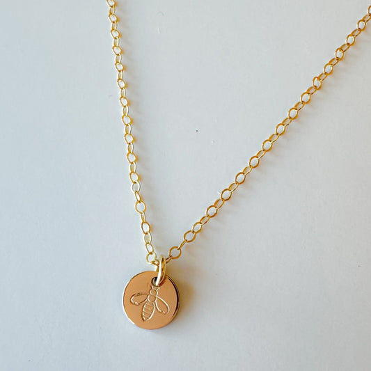 Kelly Pendant Necklace